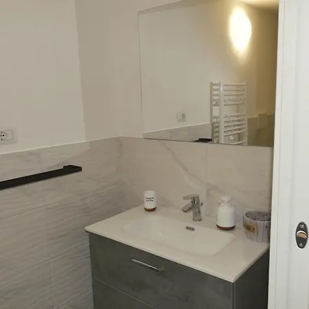 Carlito's Way 234 Bed & Breakfast Bari